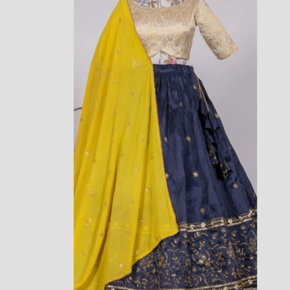 Gorgeous Ivory Blue and Yellow Lehenga Indian Dress Size Medium